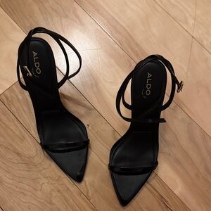 ALDO POINT HEELS